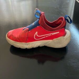 Boys Nike size 11c shoes